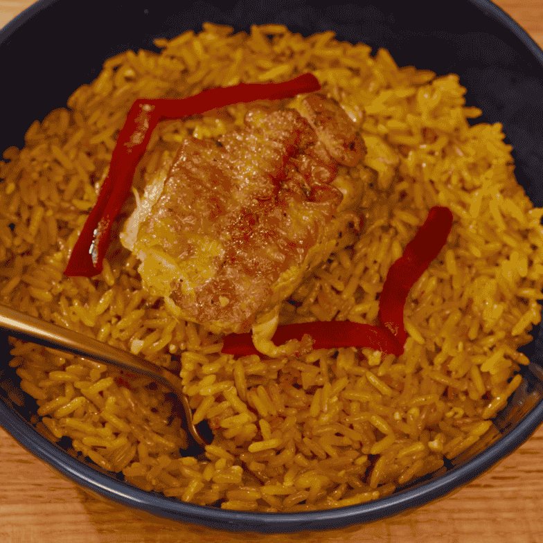 Arroz con Pollo — plated